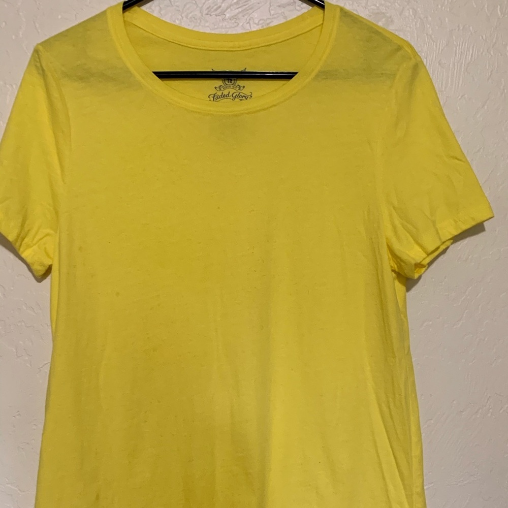 Women’s tops